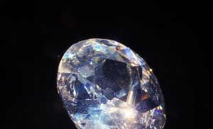 Bir elmasın hafızası: Koh-i-Noor kimin?