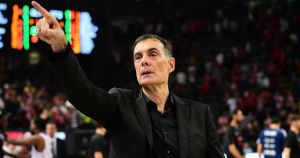Η μανικιουρίστα του Μπαρτζώκα και ο… άνιωθος Ολυμπιακός