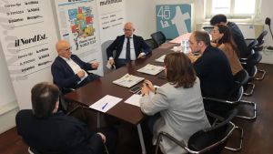 Piccoli municipi al bivio, il forum alla tribuna con Cavaso e Castelcucco: «Fusione essenziale, così salviamo l’identità»