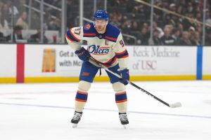 McDavid continues to climb all-time scoring charts in dominant start to season