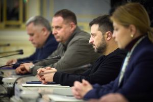 Europe Must Seize the Diplomatic Initiative on Ukraine