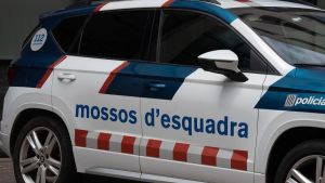 Hallado un cadáver flotando en el mar en Sitges: los Mossos investigan si es el menor desaparecido en Granollers