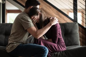 Ne laissons plus les familles seules avec le deuil périnatal
