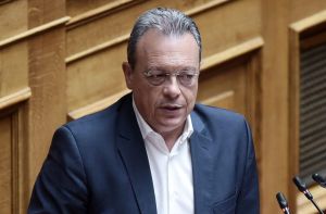 Στη σέντρα