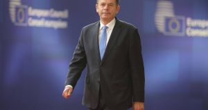 Primeiro-ministro garante que Governo está a resolver 