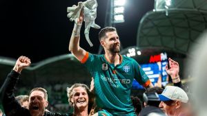 Héroe en los penaltis y MVP de la final: el mierense que hace historia al ganar la copa australiana con un equipo de segunda división
