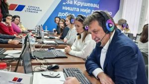 Danas saznaje: SNS kol-centar u zgradi Laste
