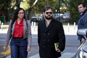 Boric dice que no es la hora de las presidenciales pese a que hace 4 meses dijo que “yo podría ser candidato” Por Ex-Ante 15 Oct. 2026, 1:59 pm 3 min Compartir