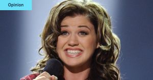 American idol thinks she’s Pretty Woman. Then she throws a wally over a $22k mechanical bird