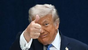 Y Trump se burla del hombre muerto por un tigre