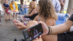 El divorci entre els moviments socials i les institucions públiques