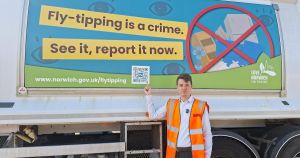 Taxi driver caught on camera taking woman to fly-tip waste
