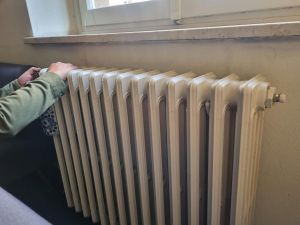 A Ivrea la caldaia aspetta: si accende dal 22 ma sotto i 19 gradi in casa scatta la deroga per tutti