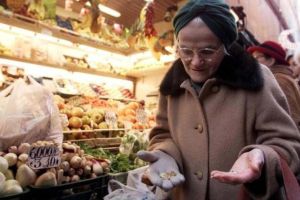 In Italia 5,4 milioni di persone in povertà assoluta, le famiglie operaie sono le più colpite