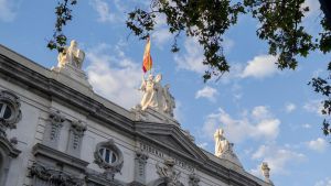 Las acusaciones se oponen a la personación de afectados por la 'ley de nietos': 