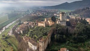 La fotografia di Elena Pardini nelle vetrine di Allegrini
