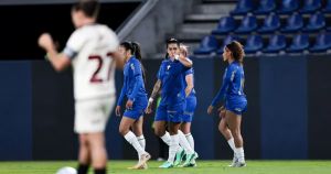 Palmeiras domina Universitario, mas vence por placar magro na Libertadores