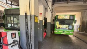 La sangría del combustible en una empresa de autobuses de Asturias: 
