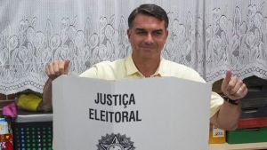 A tiros o con votos: ya parece igual