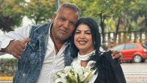 Muore a una settimana dalle nozze, Petrut doveva tornare in Albania. L’ultima foto con la moglie prima del malore fatale