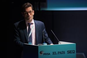 Oughourlian vuelve a hacer caja en Indra vendiendo unos 250 millones de euros en acciones