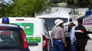 Gualtieri, ruba energia per alimentare il suo appartamento
