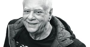 Θανάσης Καρτερός