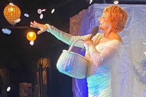 Лето это маленькая жизнь: Марина Есипенко раскрыла тайну самой летней песенки