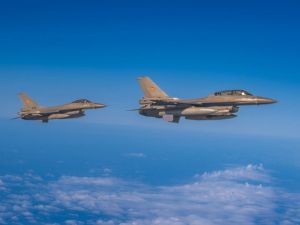 Извънредно! Румънски изтребители F-16 свалиха два дрона за минути