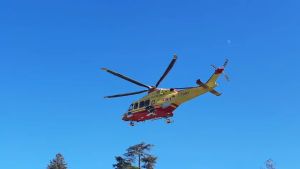 Sauris, si ribalta un quad con due ragazze: una è grave