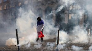 Chaos und Krawall in Frankreich: Das gefährliche Duell der Extremisten