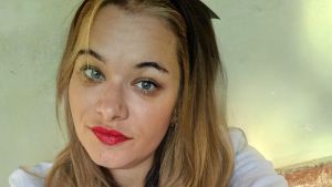 La seconda vita di Elena Gherardi: “Accoltellai i miei genitori. Ero in un grande buco nero, non ricordo nulla”