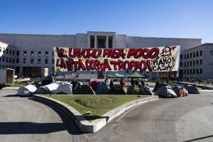 Sul diritto alla casa la sinistra scelga da che parte stare
