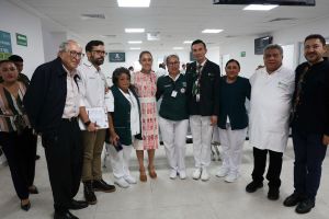 Lemus, desesperado y entrampado // Provocación contra marcha // Extraña violencia a conveniencia // Los Monreal y los Haces - Astillero