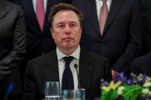Musk’s Promise to Give SpaceX Stock to Kids Is No Gift
