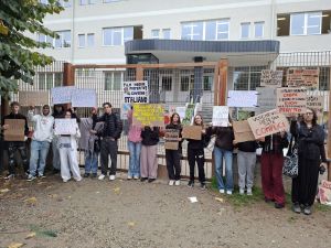 Caluso, la protesta degli studenti contagia il Canavese: “Stufi di questa (d)istruzione”