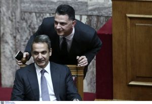 Ο Μητσοτάκης μήπως τοποθέτησε τον Μπεκίρη γιατί δεν είχε άλογο;