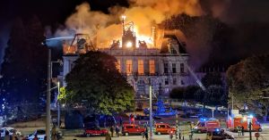 France Comes Unglued, Again