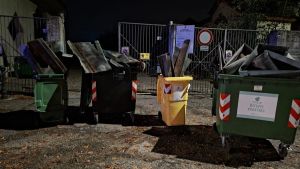 Pavia, furto di rame al cimitero monumentale: la banda dei tre arrestata in flagranza