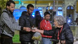 Migranti a Trieste: dai magazzini occupati al ritorno in piazza Libertà con le associazioni