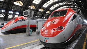 Stop ai carnet Smart di Trenitalia, il Movimento Consumatori: «Stangata per studenti e lavoratori»