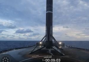 (VIDEO) SpaceX Launches 32 Payloads On Bandwagon-5 Mission, Creating Rare 'Space Jellyfish' Over Florida
