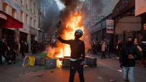 ¿Arde París?