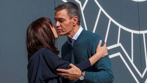 Tras los besos de Pedro Sánchez