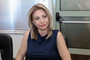 Αλλη μια αποχώρηση από το κόμμα Καρυστιανού