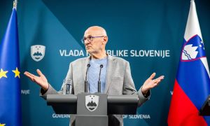 Jelka za sekretarja