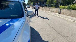 Monfalcone, guida senza patente: multa da 5.300 euro e auto ferma per tre mesi