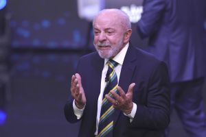 Lula acreditava que seria mais fácil vencer Flávio Bolsonaro