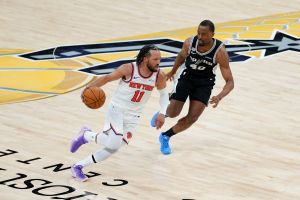 NBA começa a temporada com uma conta regional em aberto