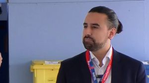 Cable chino: El viaje a Shanghái que enreda al amigo de Boric y las contradicciones en el caso